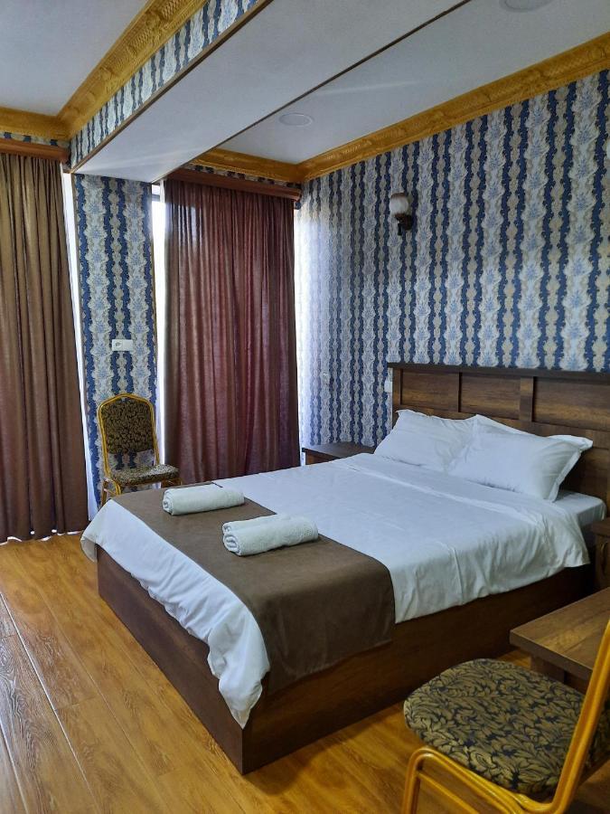 Hotel Lu-Ma Tiflis Dış mekan fotoğraf