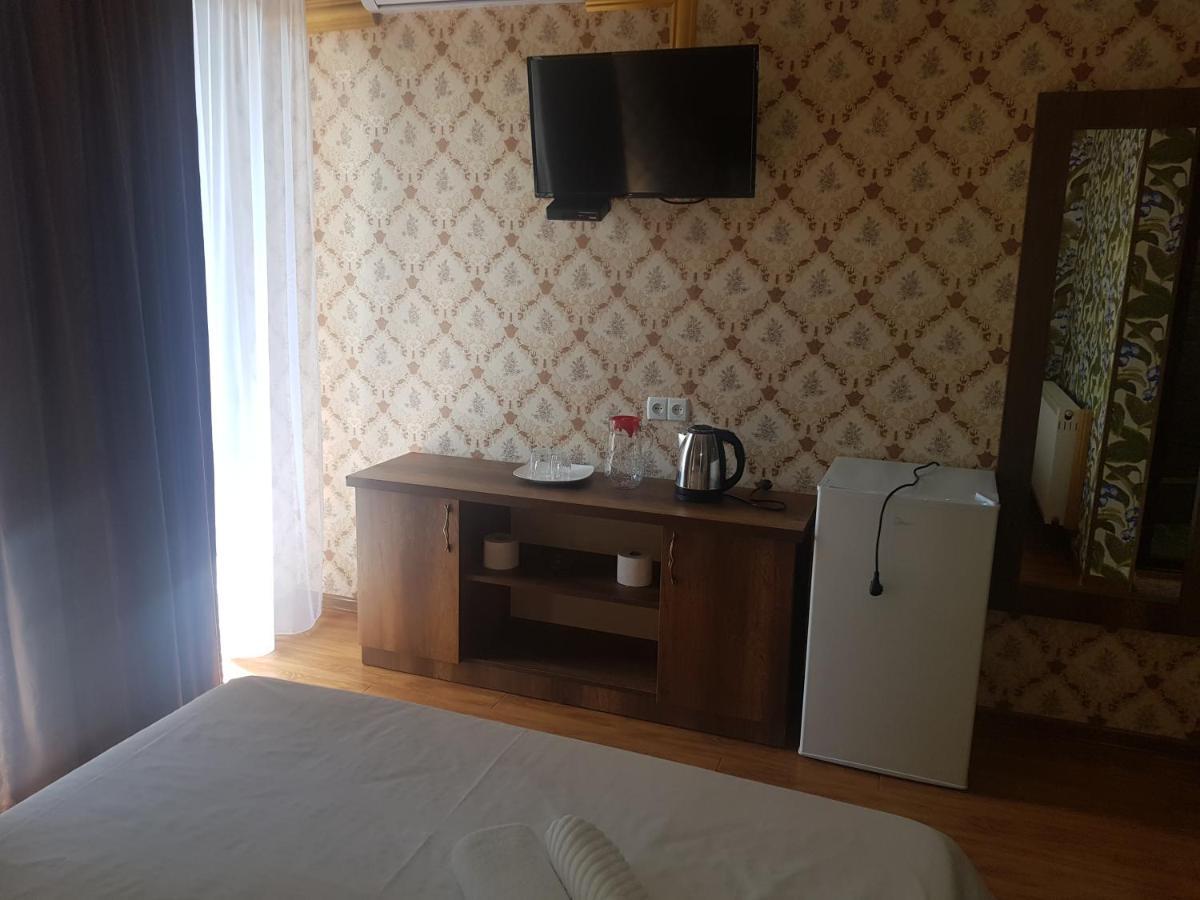 Hotel Lu-Ma Tiflis Dış mekan fotoğraf