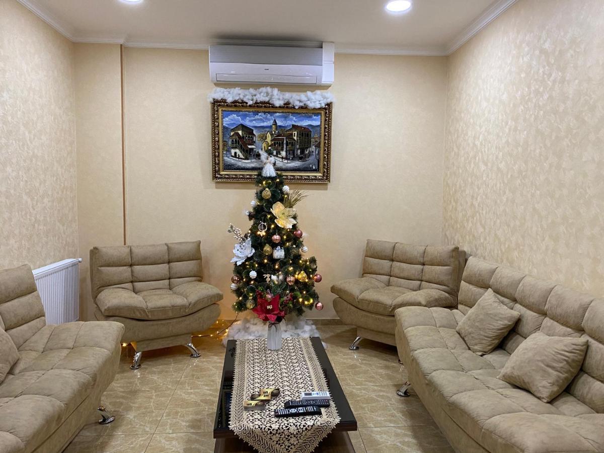Hotel Lu-Ma Tiflis Dış mekan fotoğraf